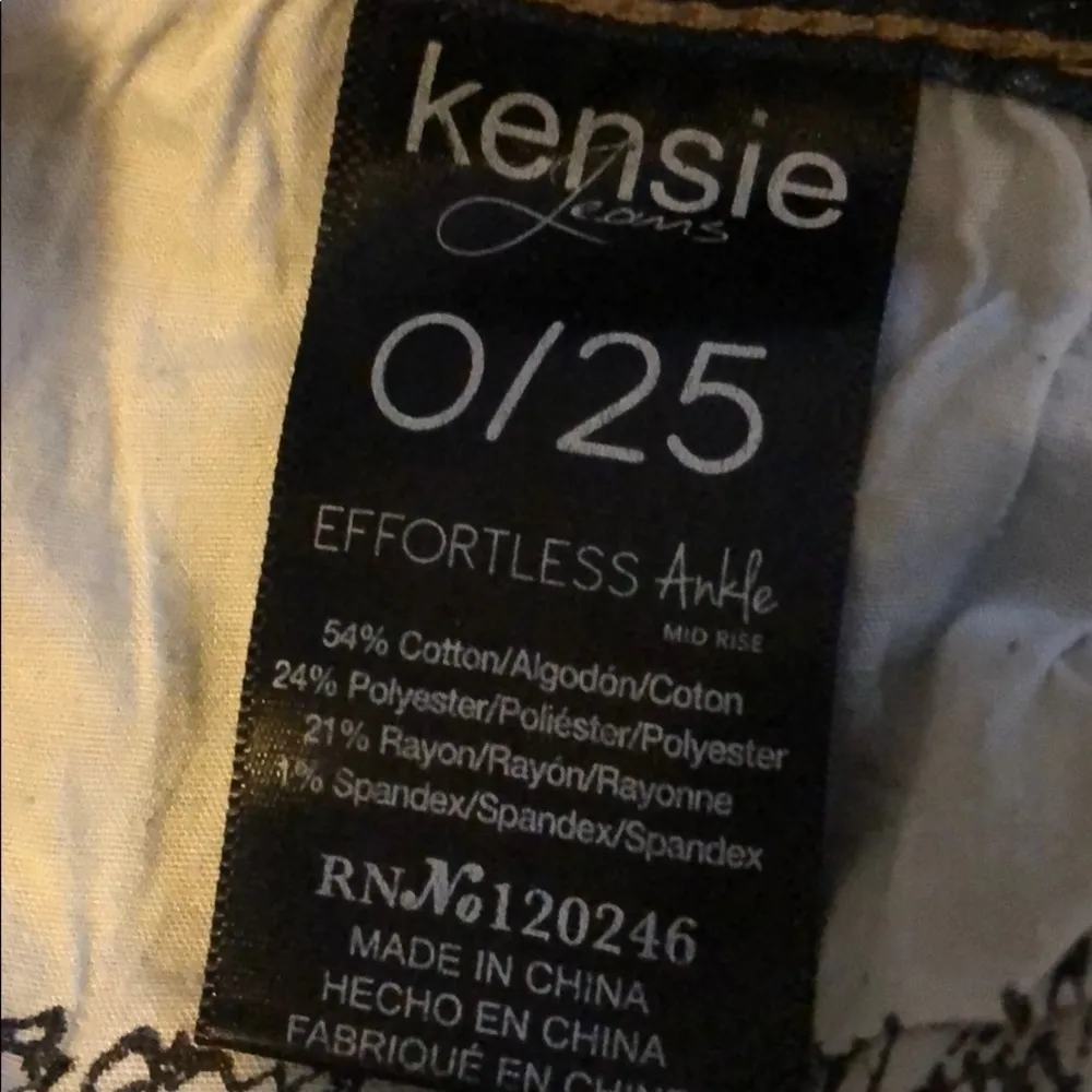 Kensie  ankle jeans size 0/25 - Image 5