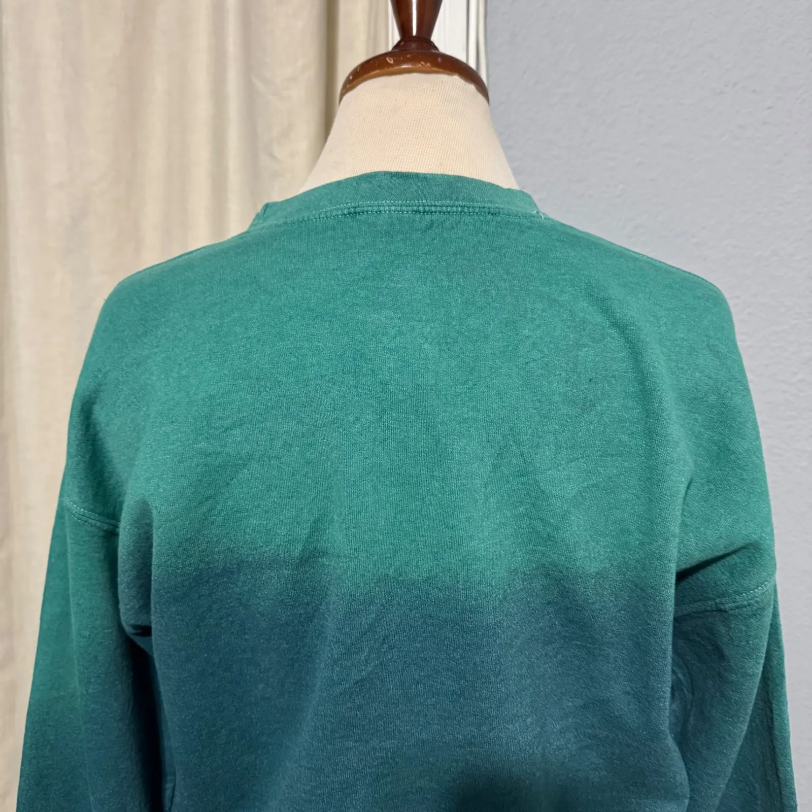 True Vintage Los Angeles Boho Frida Kahlo Graphic Sweatshirt Green Ombre Size S - Image 6