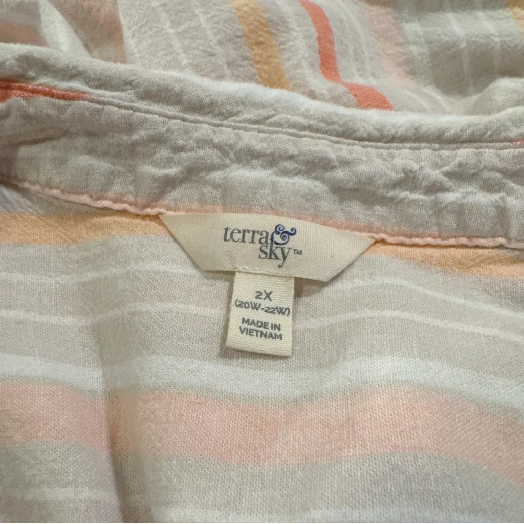 Terra & Sky Striped Button Up Linen Top Size 2X - Image 4