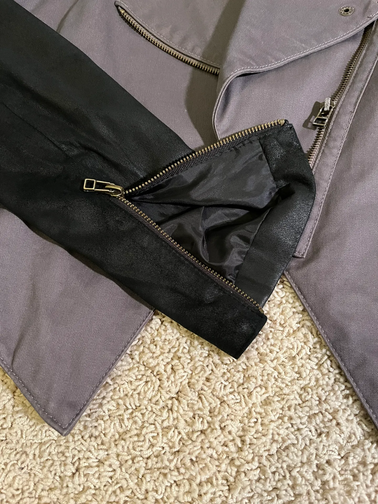 AQUA Jacket - Image 4