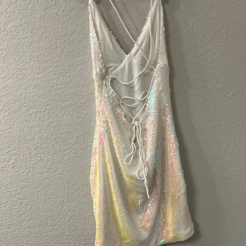 Superdown‎ sequin bodycon dress size xs - Image 2