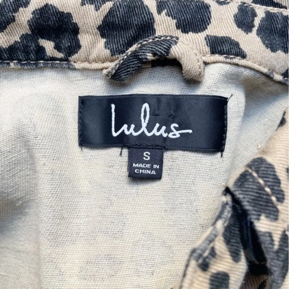 Lulus Fashionably Fierce Beige Leopard Print Denim Jean Jacket Size Small NEW - Image 8