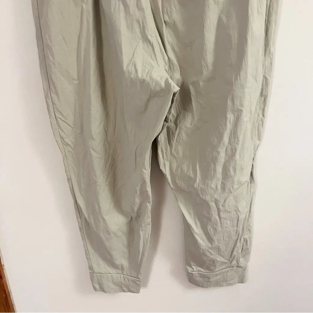 Athleta Trekkie North Joggers Hiking Ecru Khaki Color Elastic Waist Size 20 - Image 8