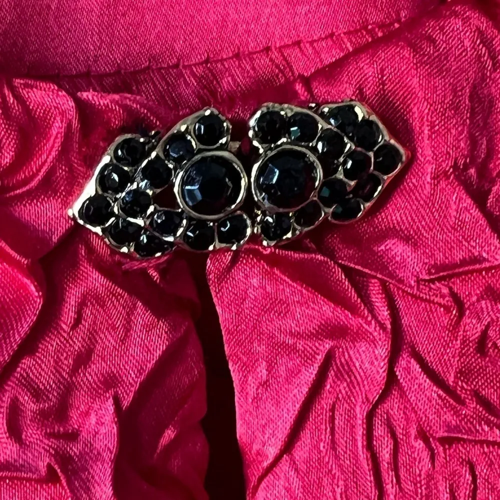 Women’s Vintage R & M Richard bright Y2K red crinkle blazer front open  22W. - Image 6