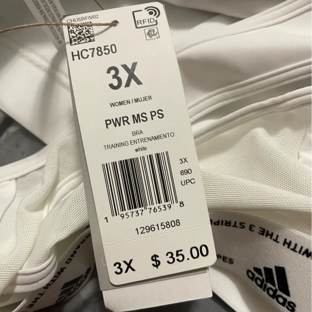 Adidas women’s sports bra Training Entrenamiento Color white Size 3X - Image 6