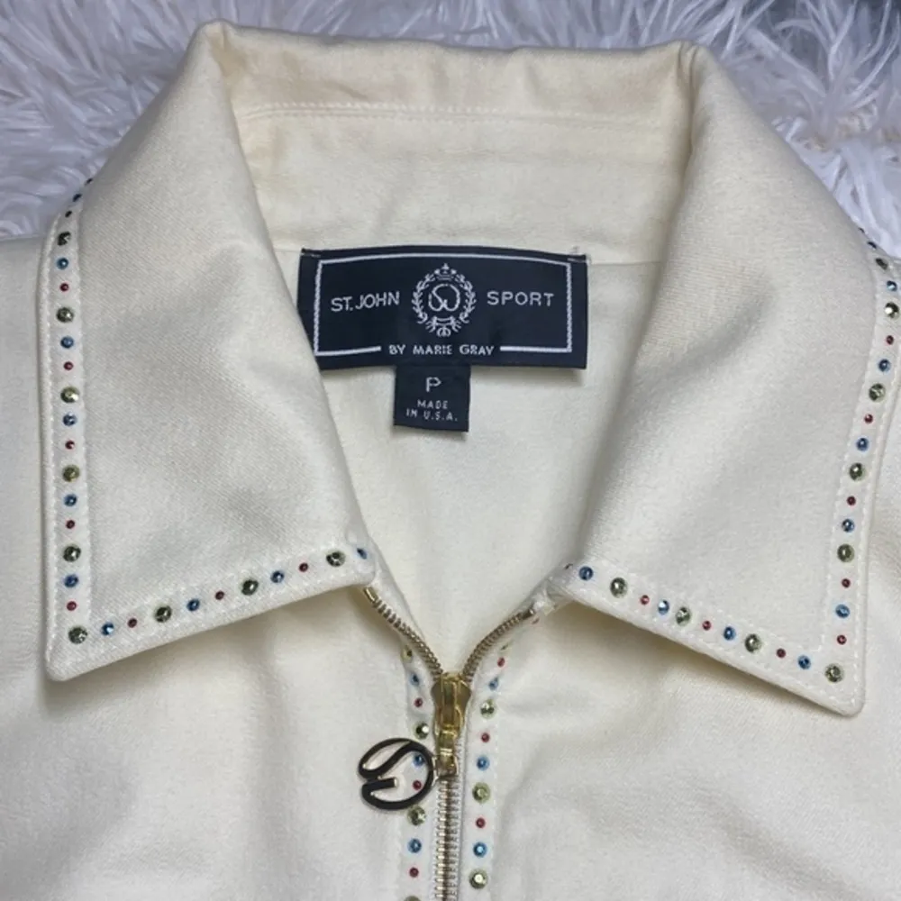 St John Sport Jacket and heart T shirt size P - Image 3