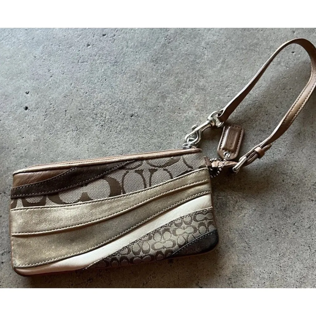 Coach Y2K Demi Striped Leather, Suede and Canvas Signature C Wristlet Small Bag - Image 9
