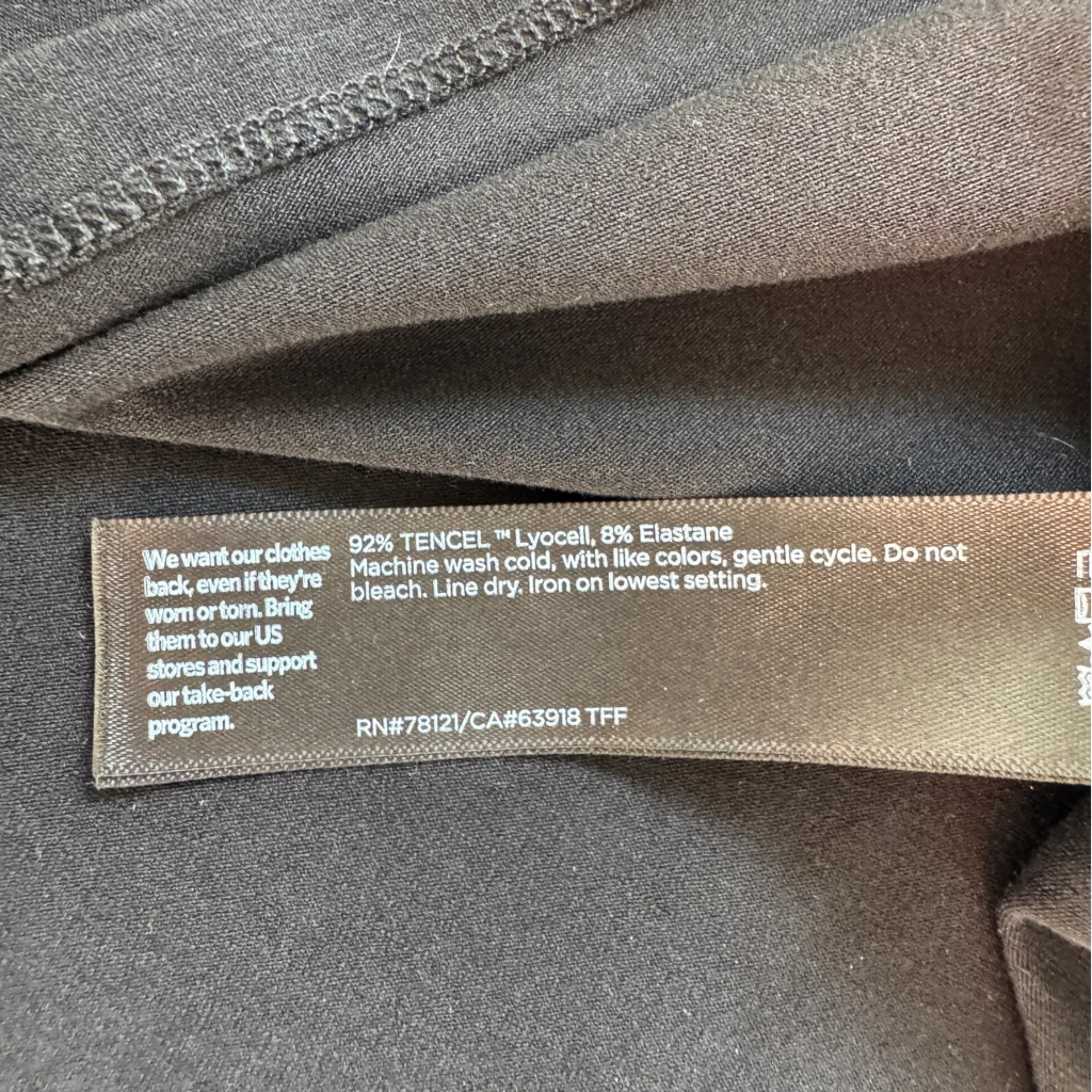 Eileen Fisher Stretch Jersey Knit V-Neck Tank Black Size Medium NWOT - Image 6