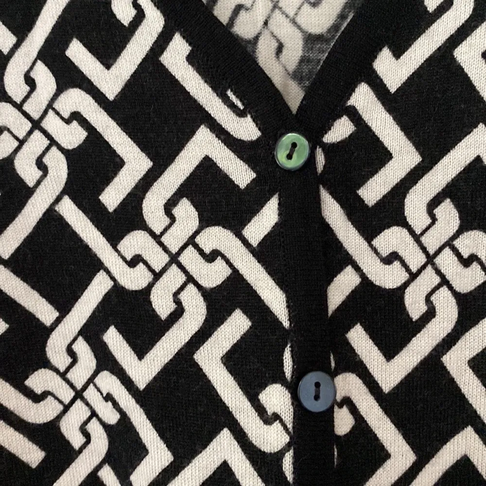 Talbots Patterned Merino Wool Cardigan Chain Link Black and Cream Sweater‎ Fall - Image 3