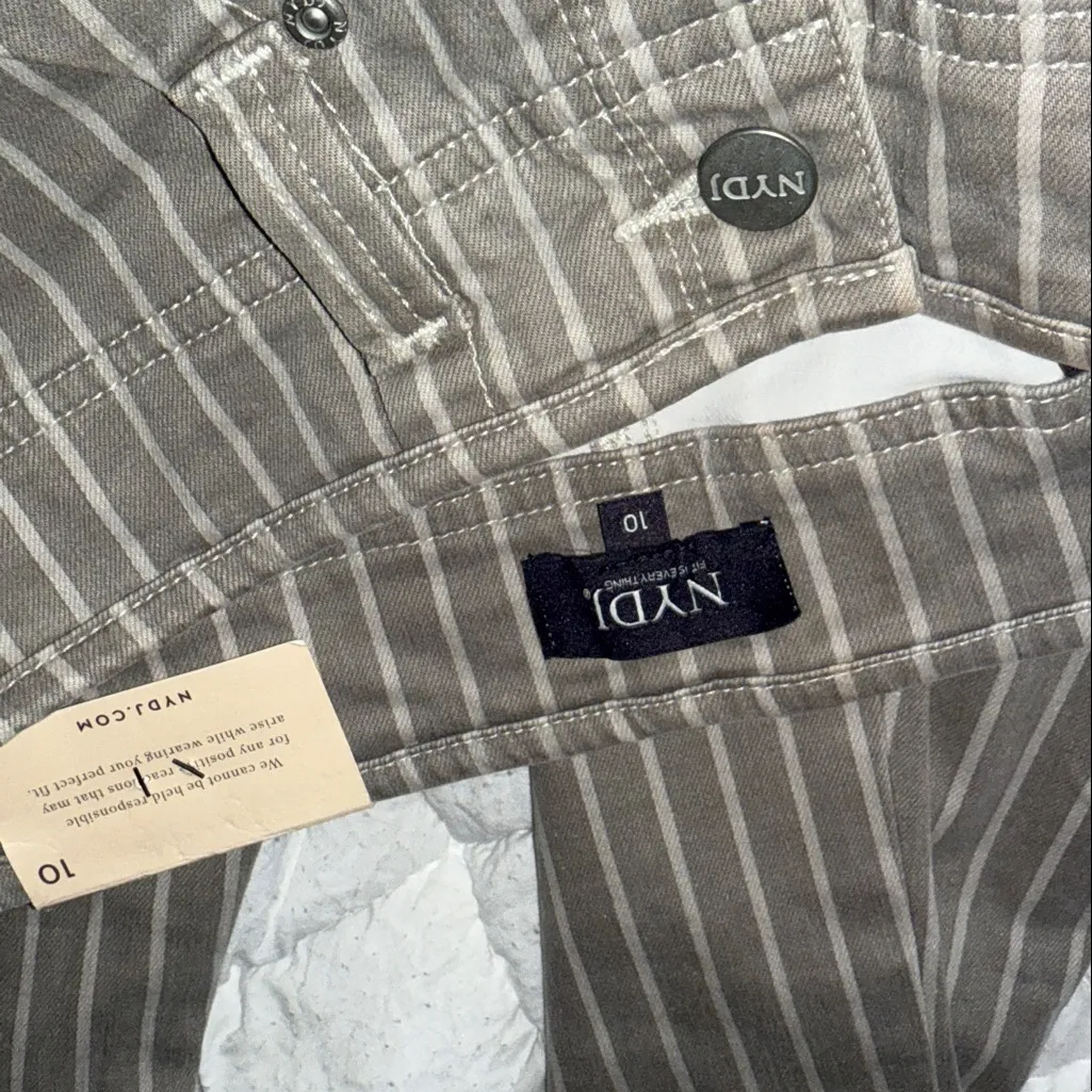 NWT NYDJ  Ami Skinny Capri Jeans With High Rise Boardwalk Stripe SZ-10 - Image 7