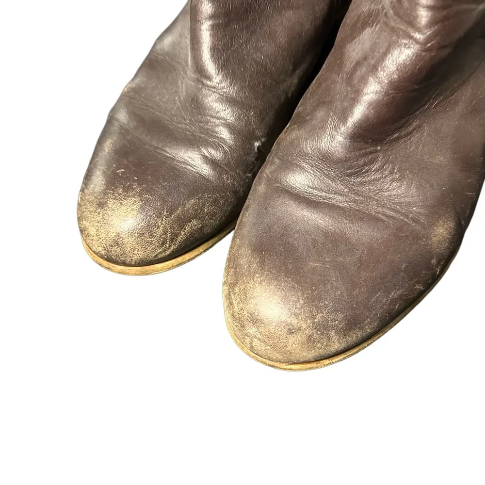 UGG Australia Amberlee Espresso Leather Equestrian Style Boots, Size 9.5 - Image 6