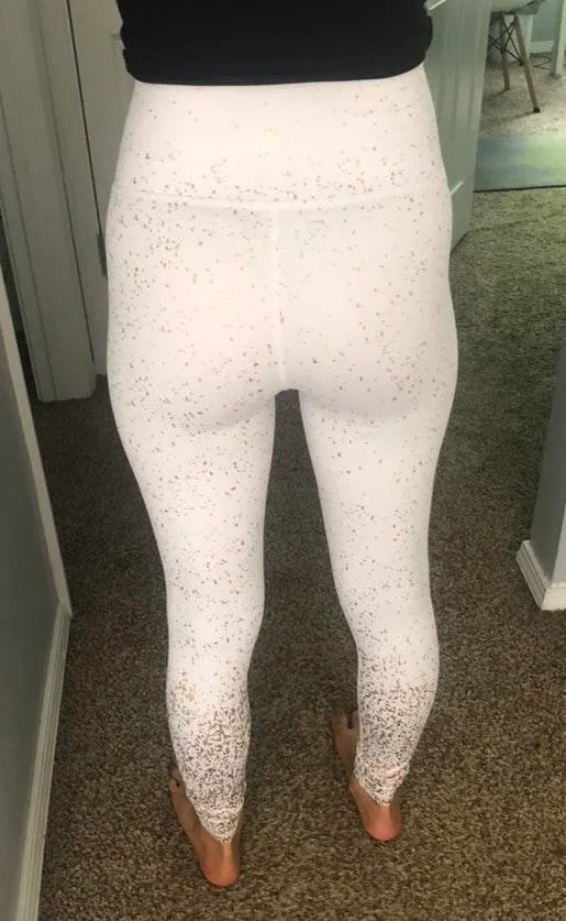 Buff Bunny Rosè Leggings - Image 3