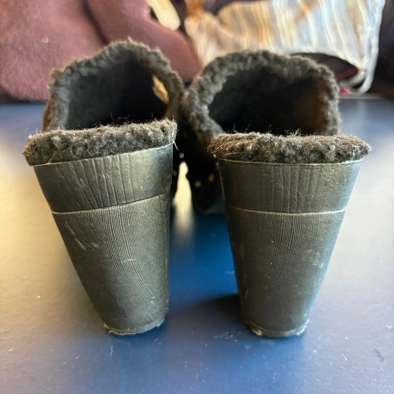 Y2K Faux Suede Heeled Clogs Black Fur Trim Studded 2000s Buckle Shoes Size 7M - Image 5