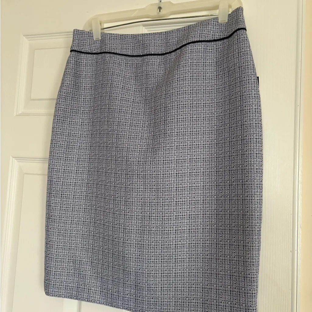 Black Label purpure  and Black Textured Blazer - Image 6