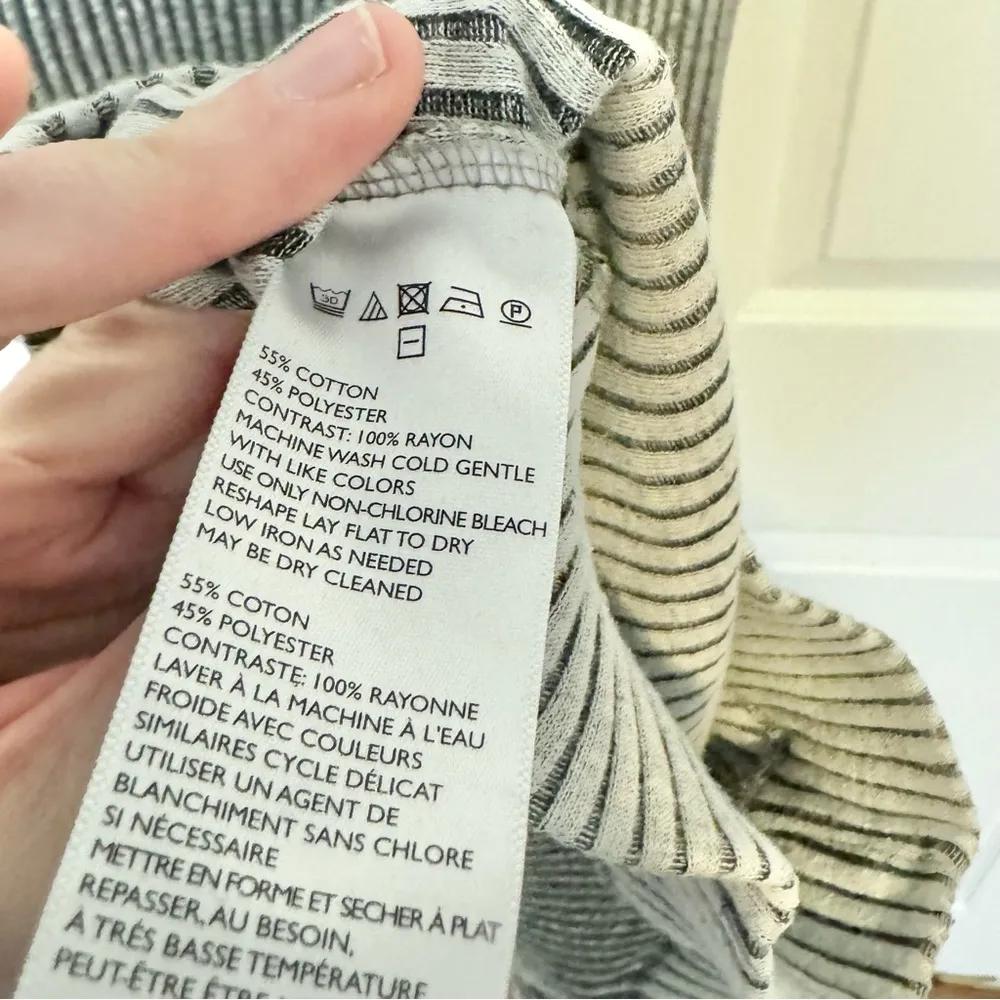 BDG ribbed knit body con romper MEDIUM - Image 4