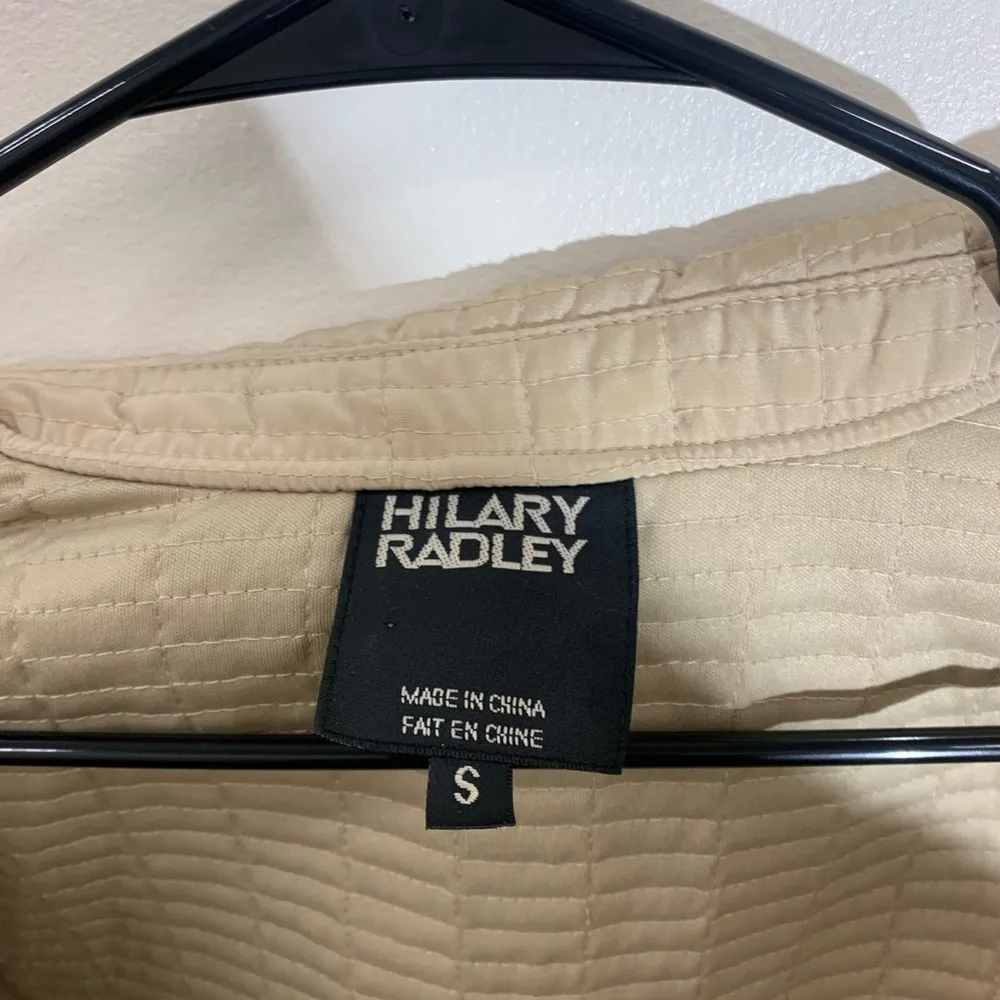 HILARY RADLEY Beige QUILTED COAT Small WOMEN length 30 inches chest 20 inches - Image 4