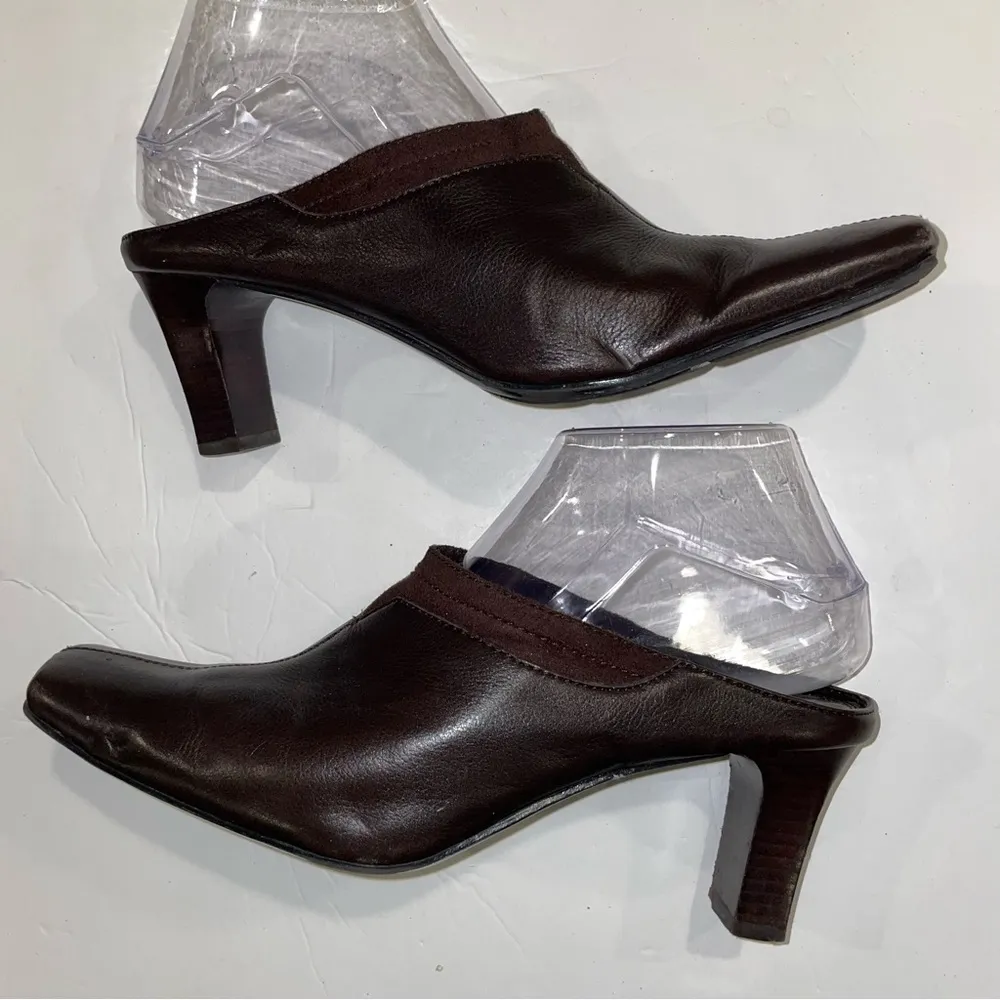 Y2K chocolate brown leather suede chunky heeled mules square top liz Claiborne - Image 5