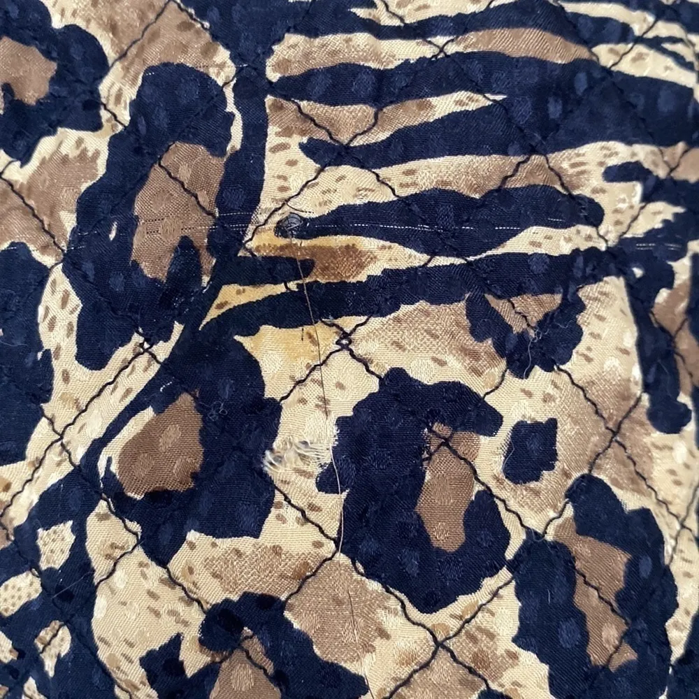 Maggie London vintage quilted jacket in animal print. - Image 11