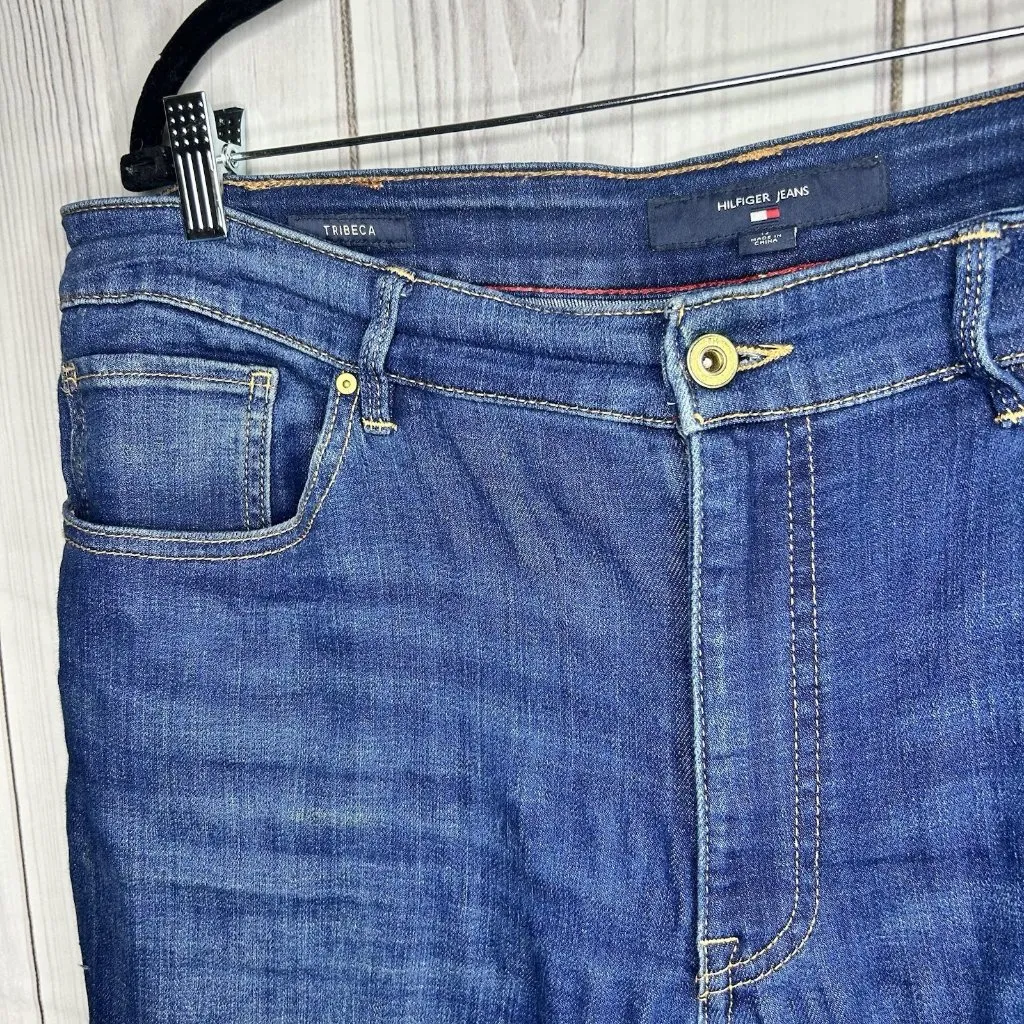 TOMMY HILFIGER Sz 16 (40 x 31) Stretch Denim Tribeca Straight Leg Jeans - Image 4