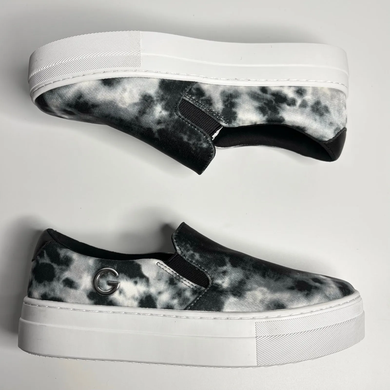 GBG Los Angeles Gollys2 Slip On Sneakers in Black/White Tie - Image 7