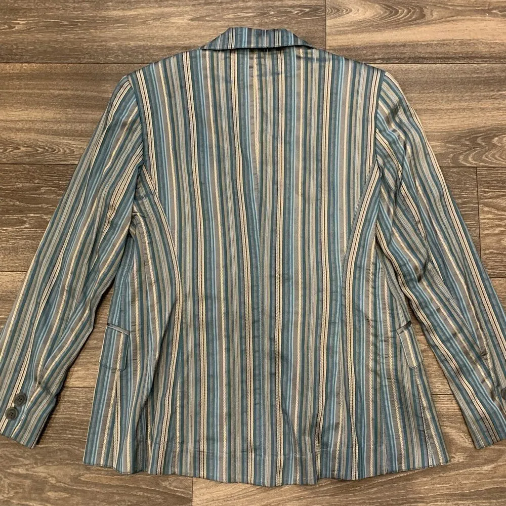 Lafayette 148 New York Blazer. Size: 0. - Image 5