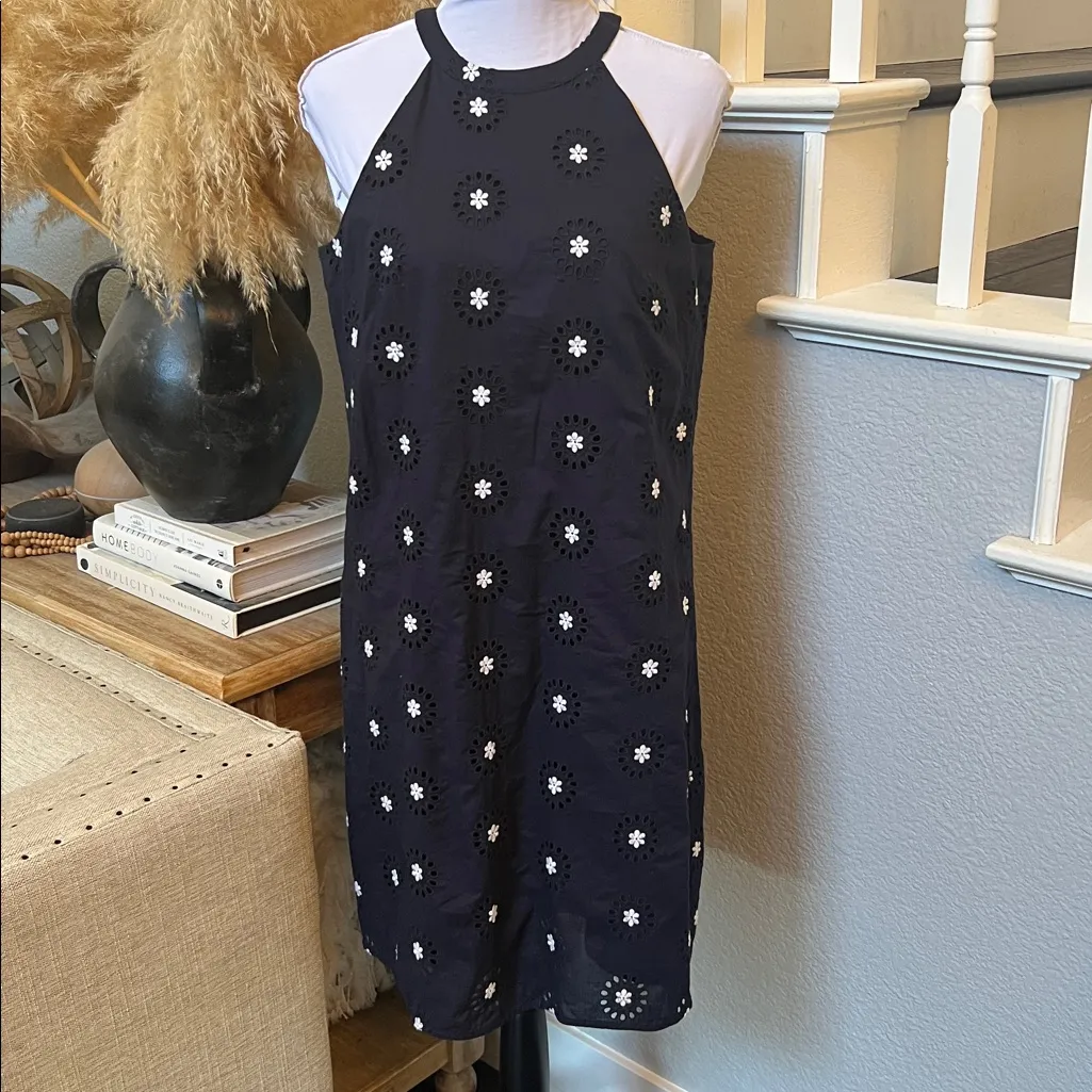 Ann Taylor Floral Embroidered Eyelet Halter Dress in Night Sky Size 6 - Image 2