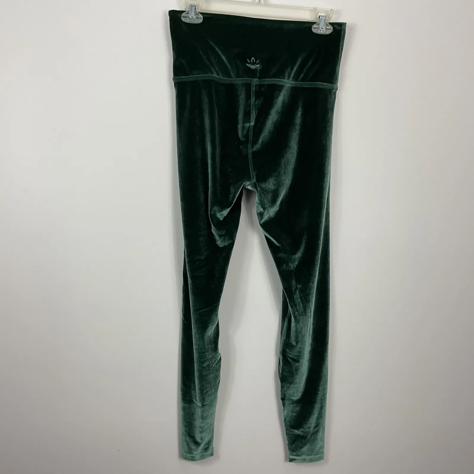 Beyond Yoga Velvet Motion High Waisted Leggings Deep Green Size L - Image 2