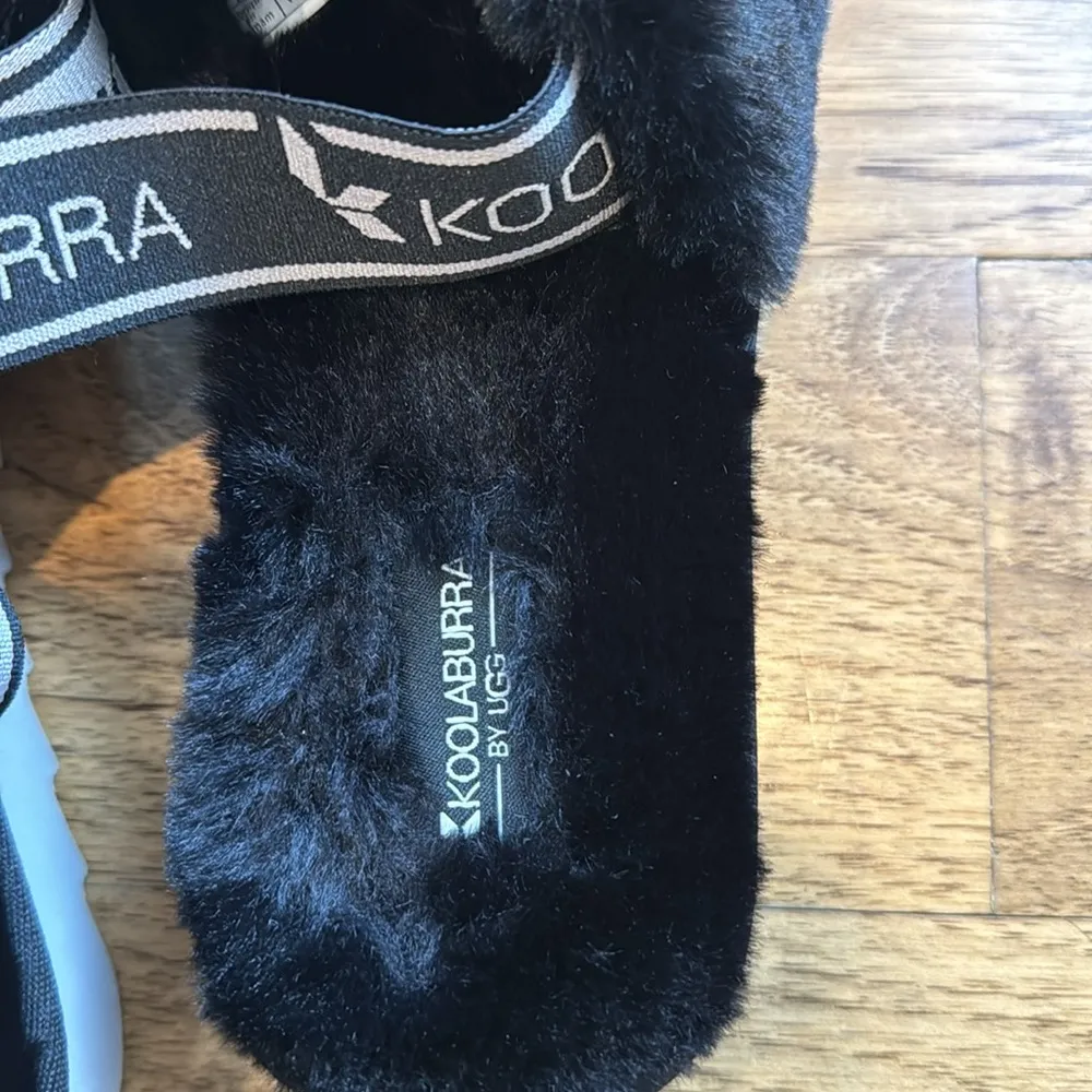UGG Koolaburra Fluffy Slingback Sandal 8 black gray - Image 7