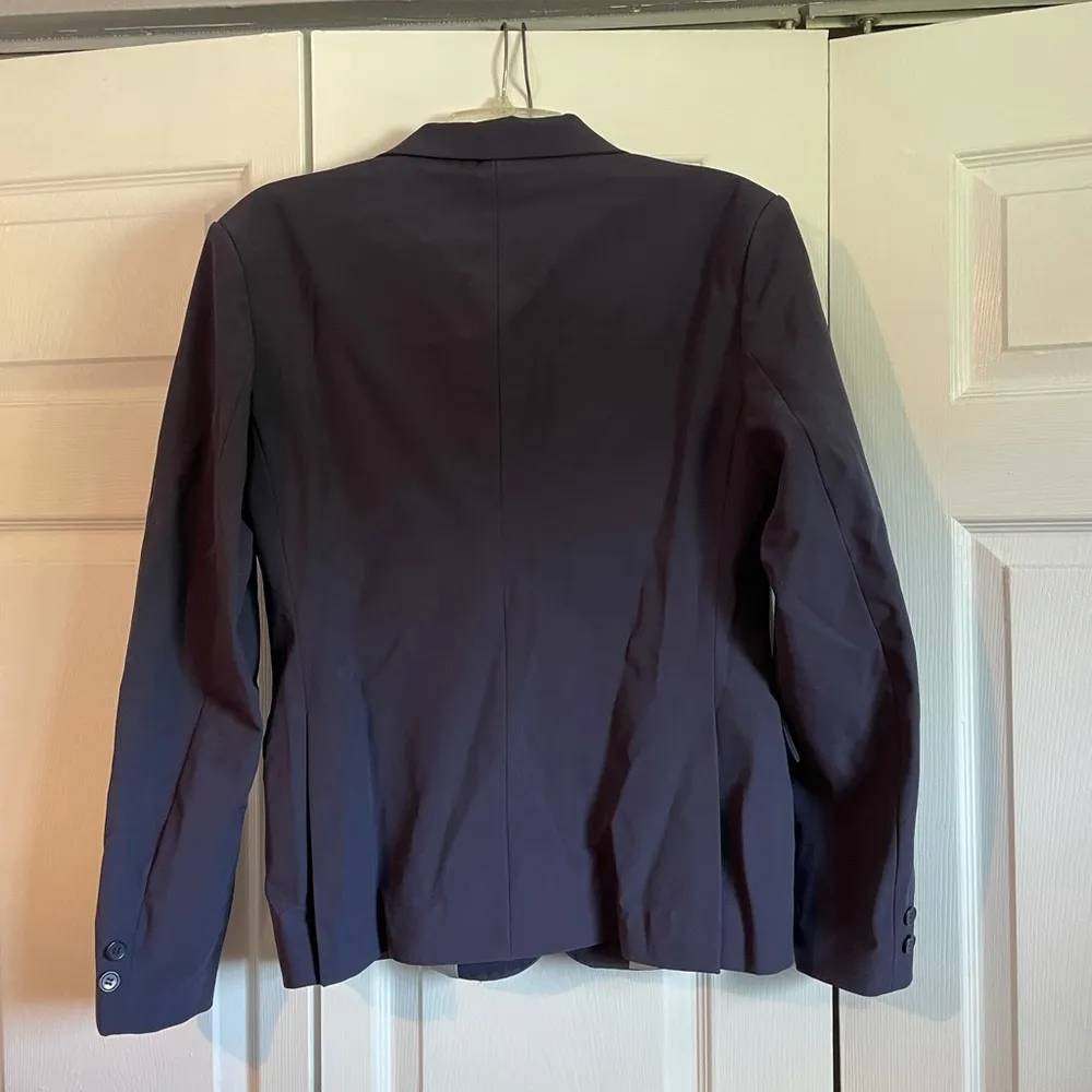 EOUS Show Coat Size 12 - Image 2