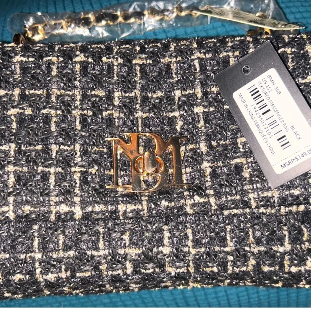 Badgley Mischka Gold & Black Crossbody Bag with Beaded Strap. Used once - Image 3