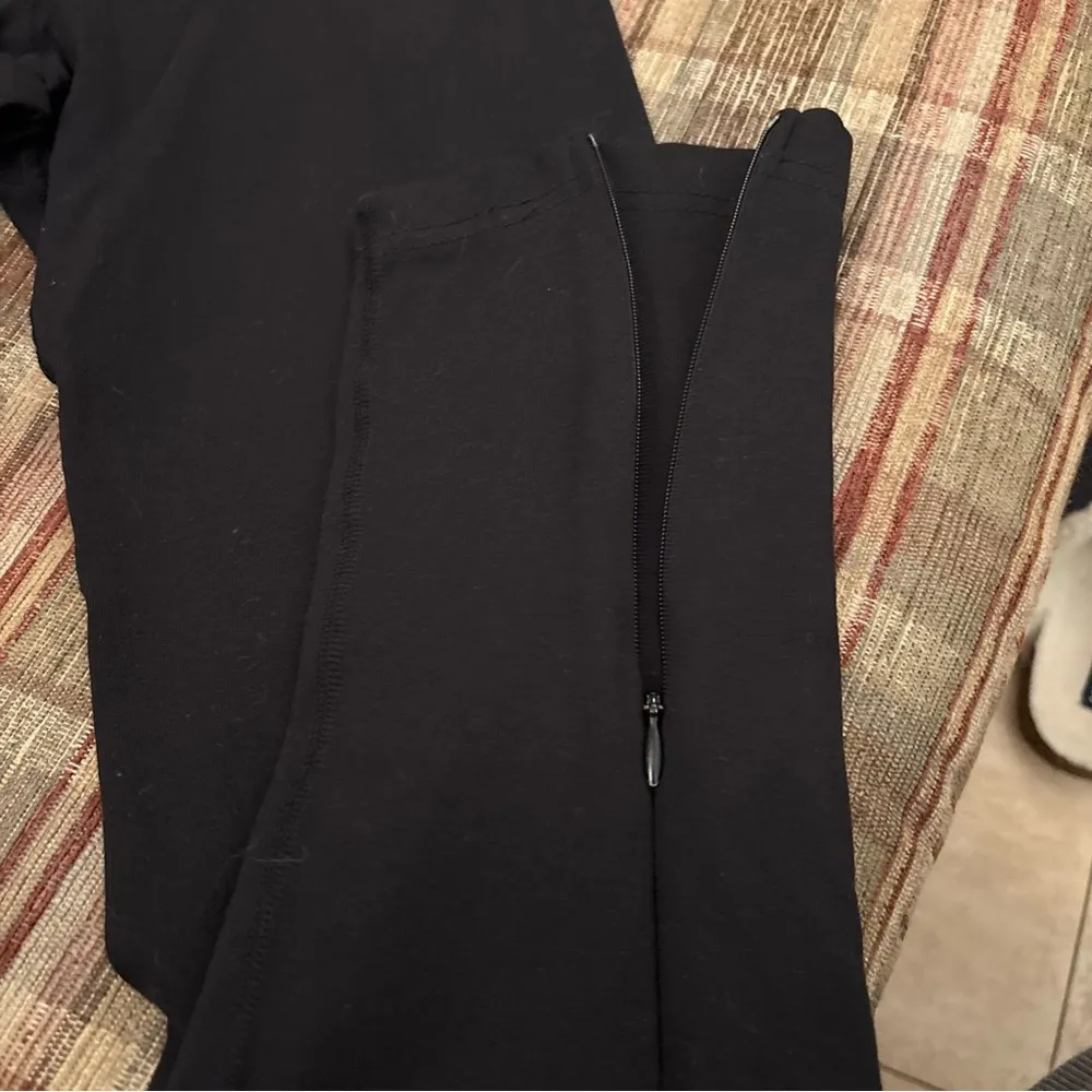 Hard tail black small zip leggings - Image 2