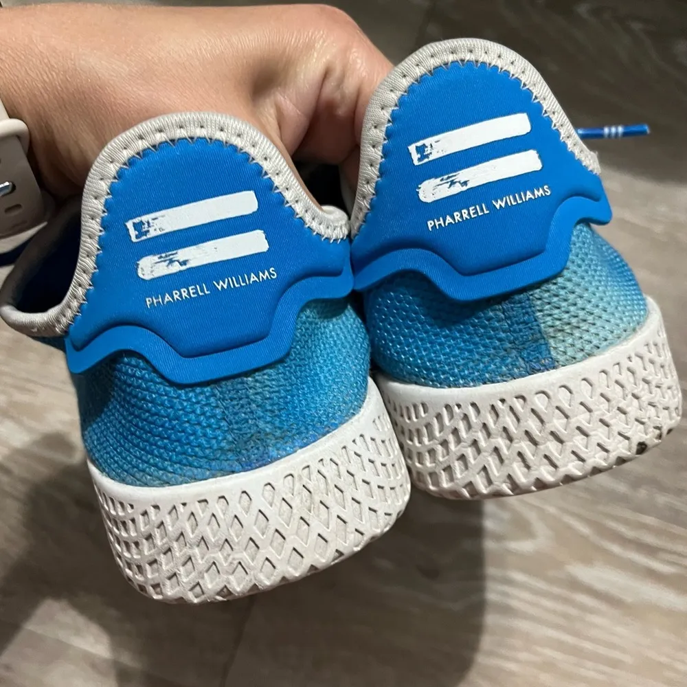 Adidas Tennis HU Pharrell Williams Holi Blue Size 6.5 - Image 5