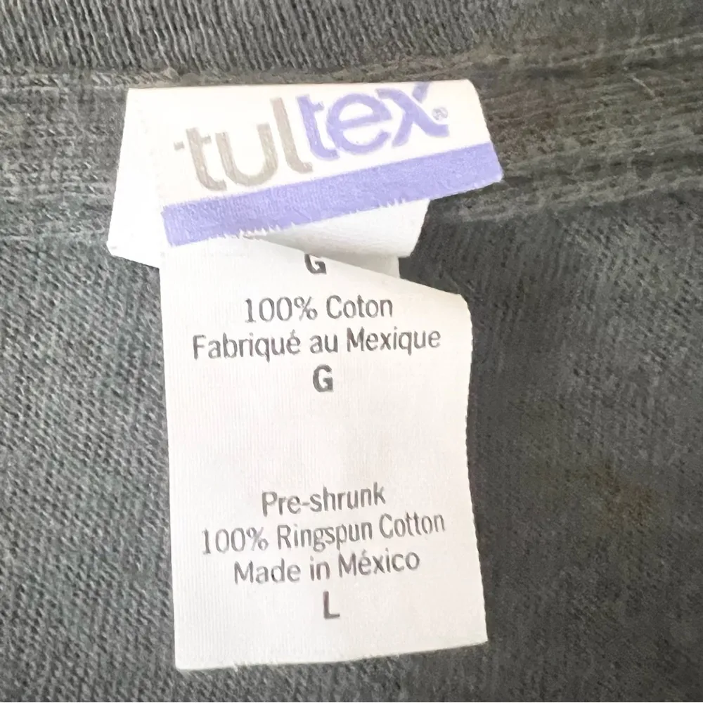 Wayne Enterprises Batman Graphic T-Shirt Women’s Size Large Dark Gray & White - Image 3