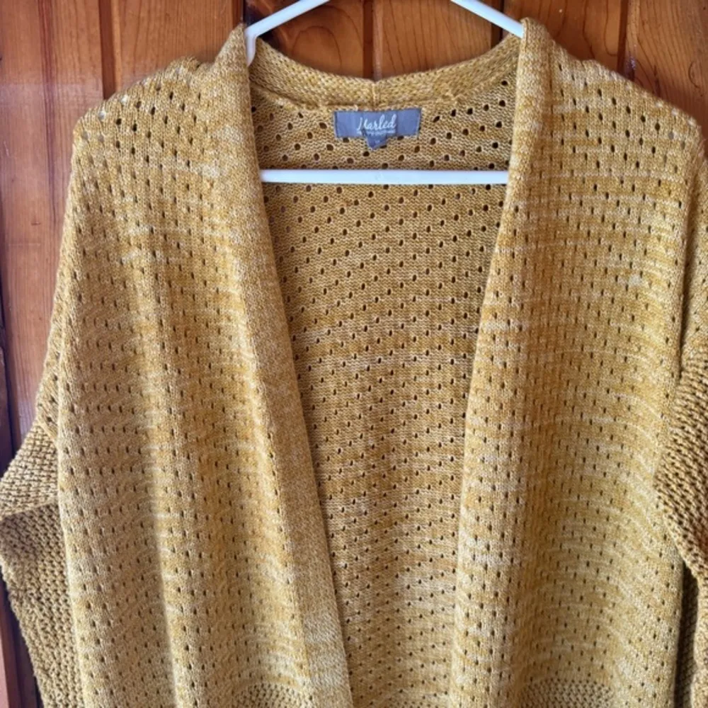 Marled‎ Mustard Yellow Cable Knit Long Cardigan Size Medium - Image 4
