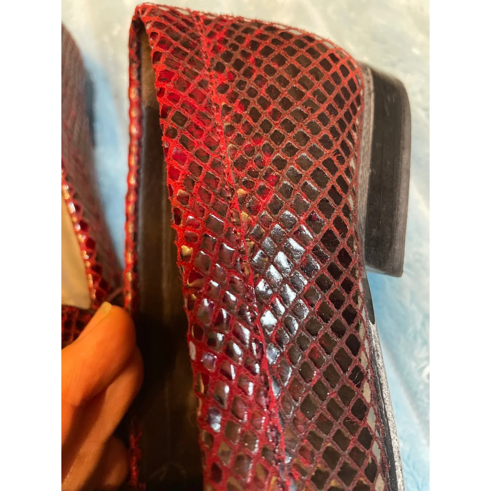 Stuart Weitzman  Red Snake Embossed Leather Loafers Buckle Accent  Loafer size 6 - Image 4