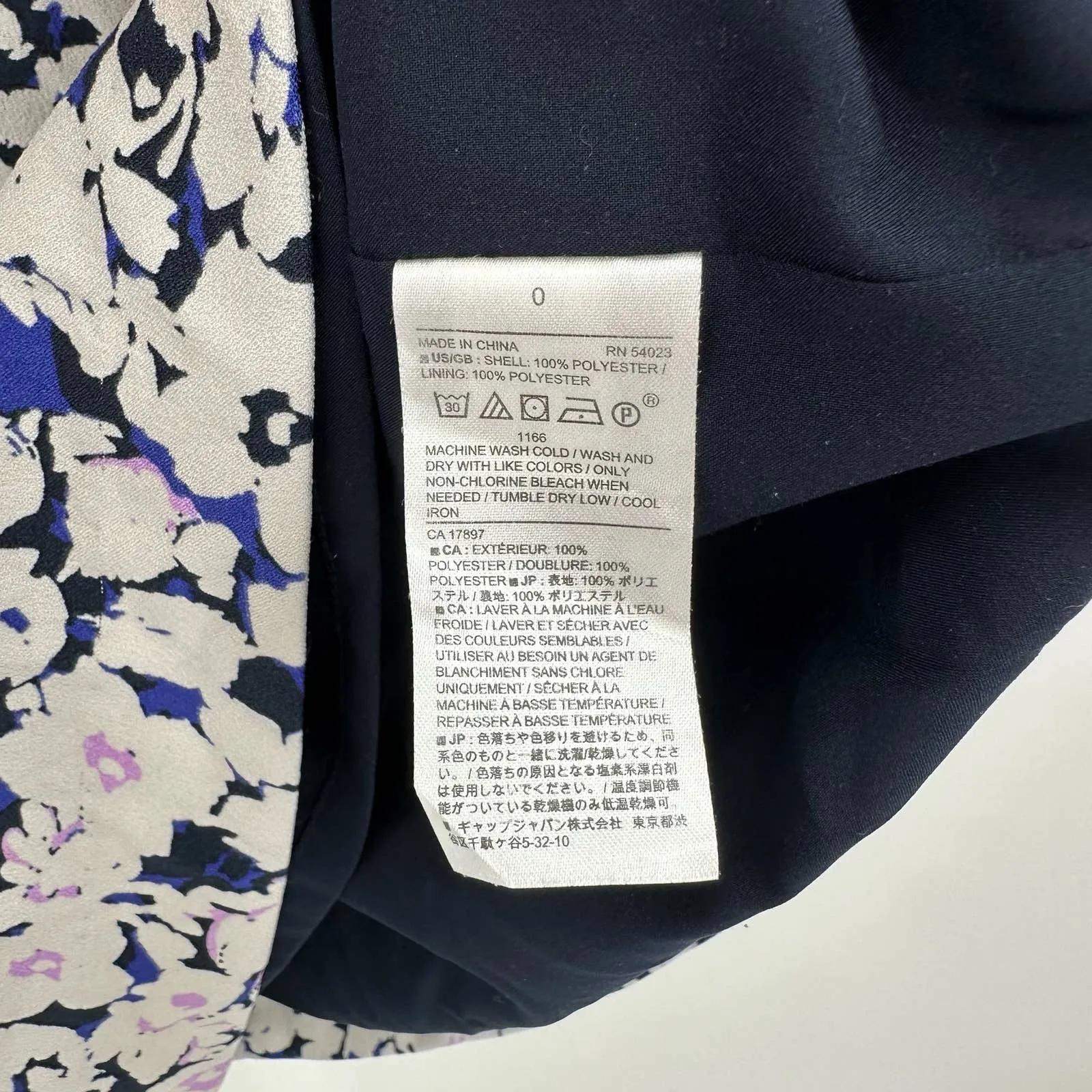 Banana‎ Republic size 0 floral mini dress bell sleeves zip up rear white purple - Image 7