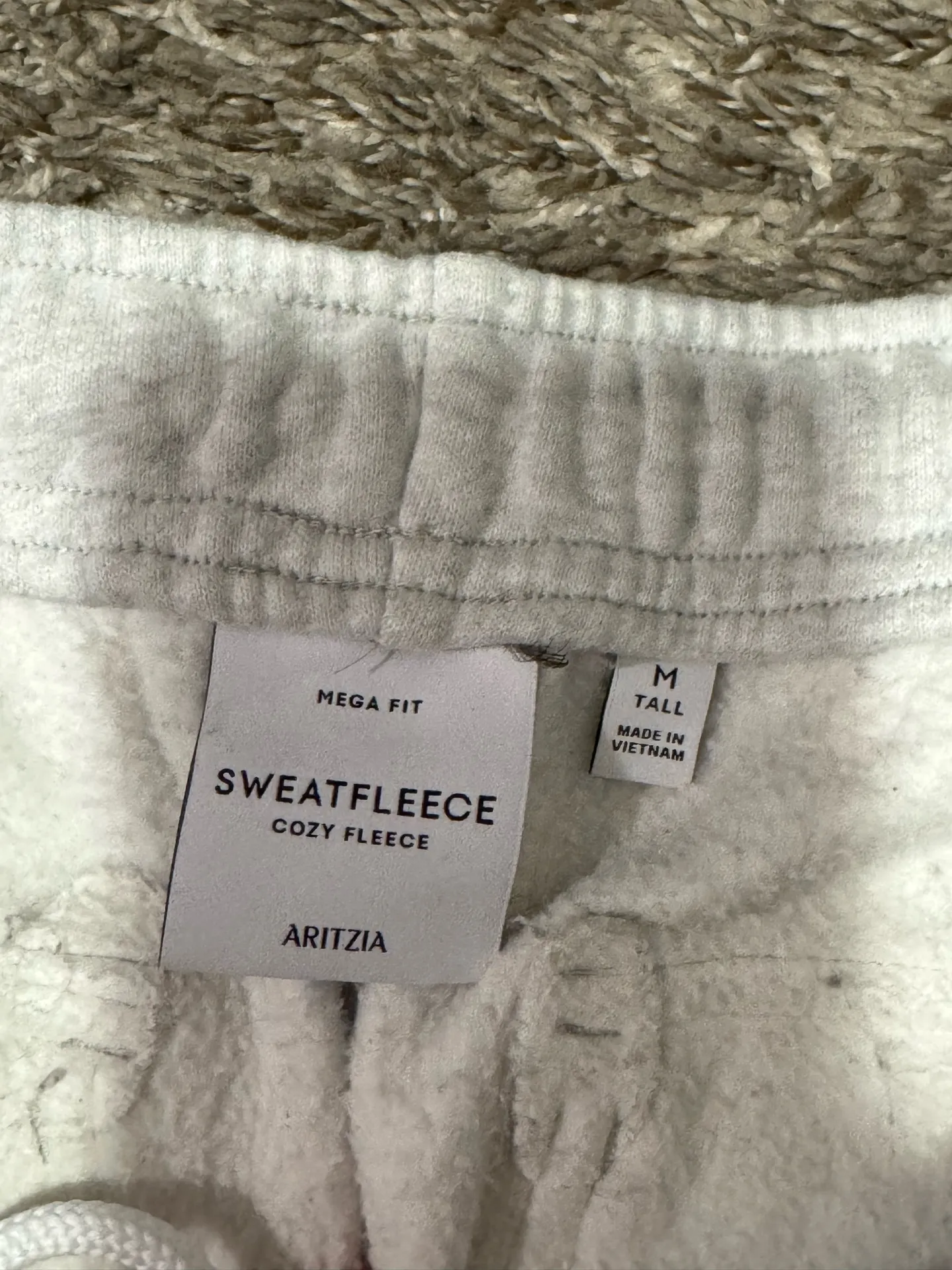 Aritzia Sweatpants - Image 3
