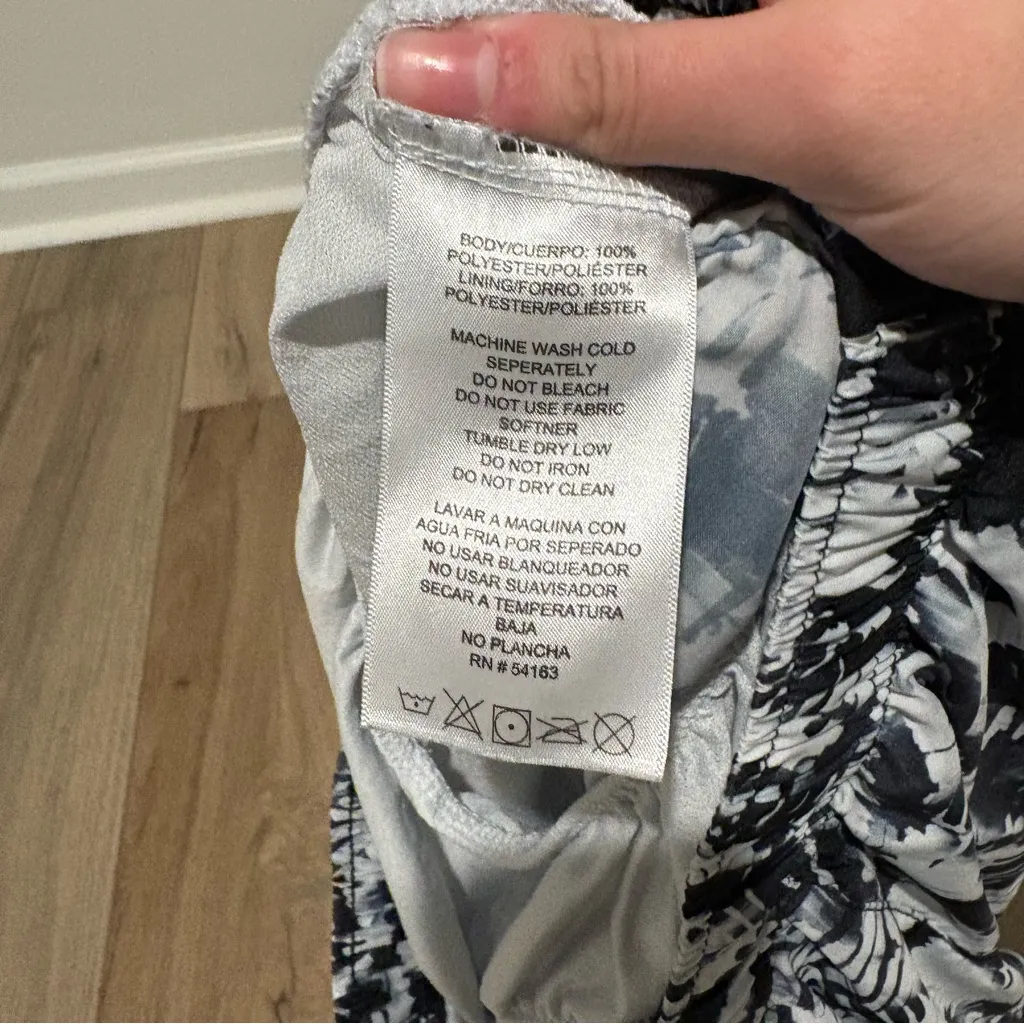 Calvin Klein Performance Short Printed tie dye Short white Black size small - Image 6