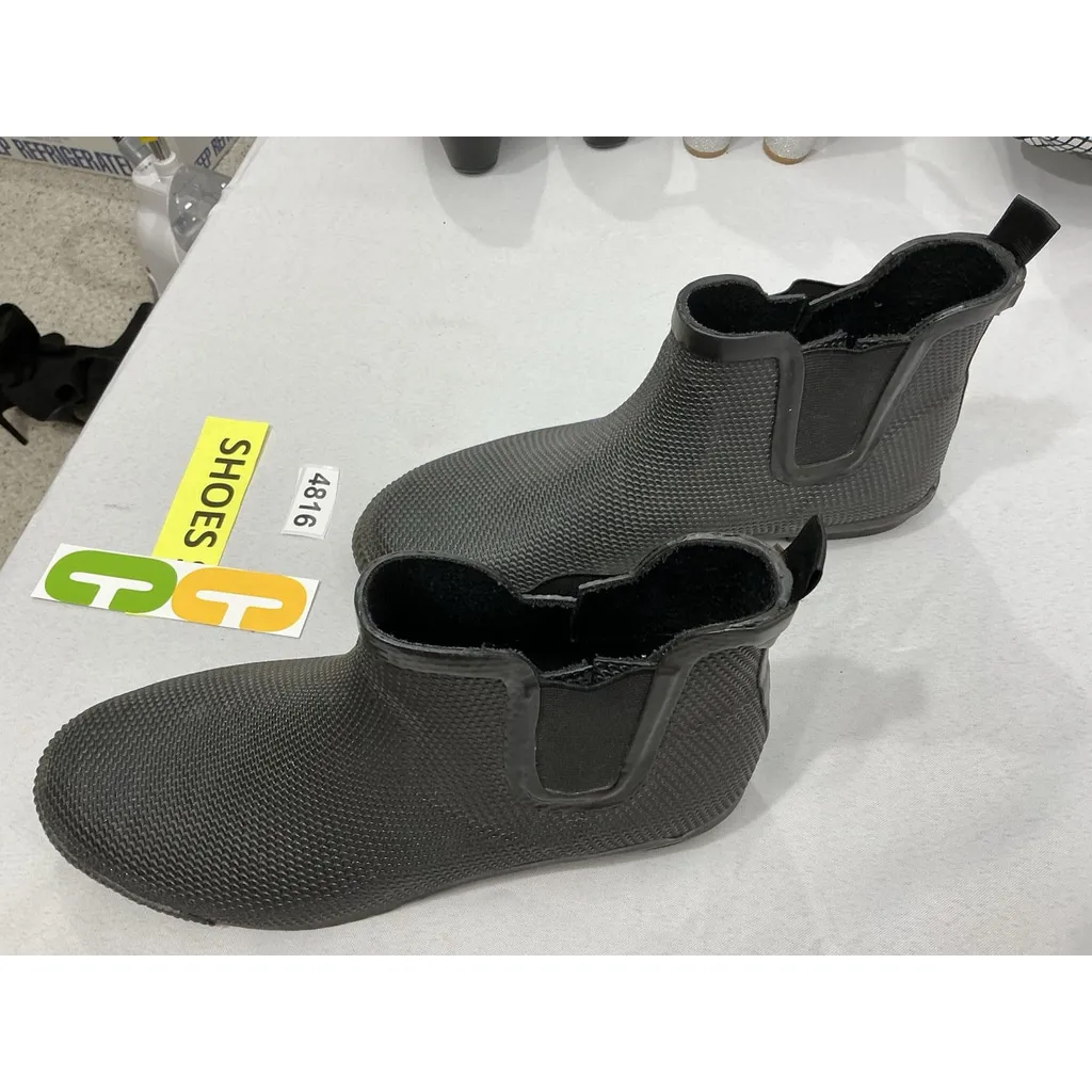 Womans Cougar Pull On Ankle Rain Boots 11 Black Rubber Stretch - Image 3