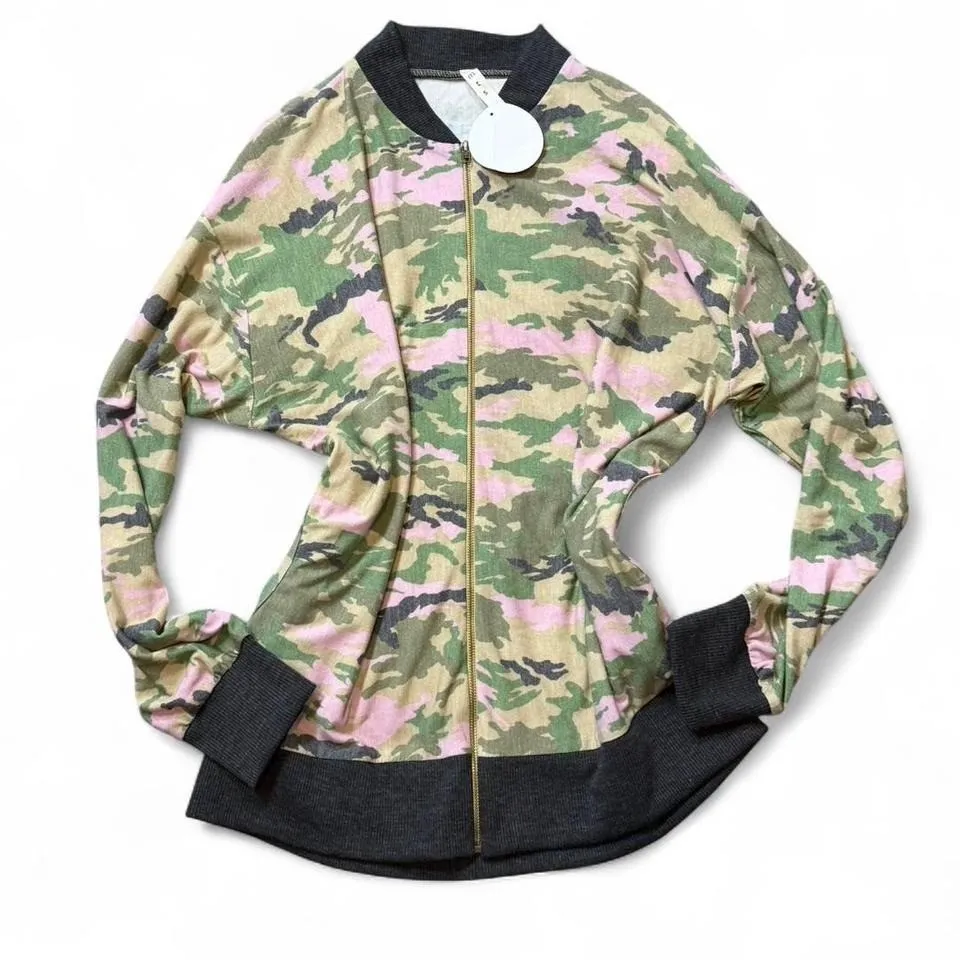 Soft Lightweight Camo Bomber Jacket - Image 2