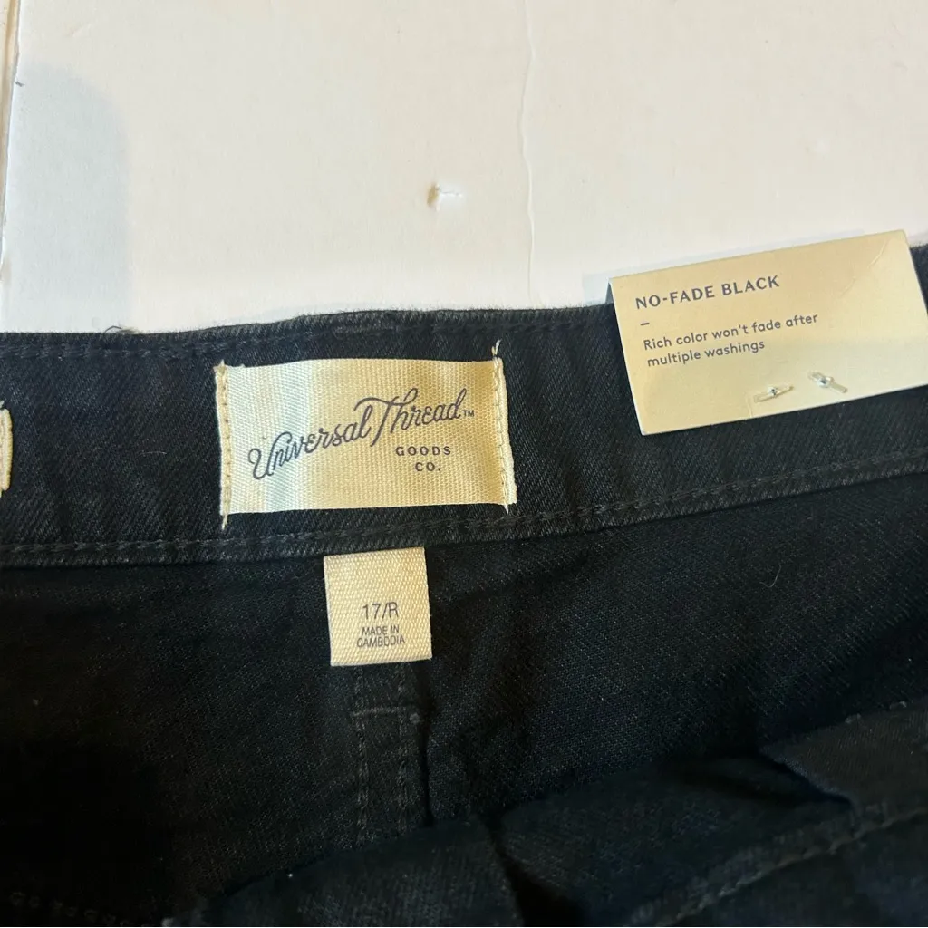 Universal Thread New high rise 90s cutoff shorts size 17R cotton emo goth - Image 5