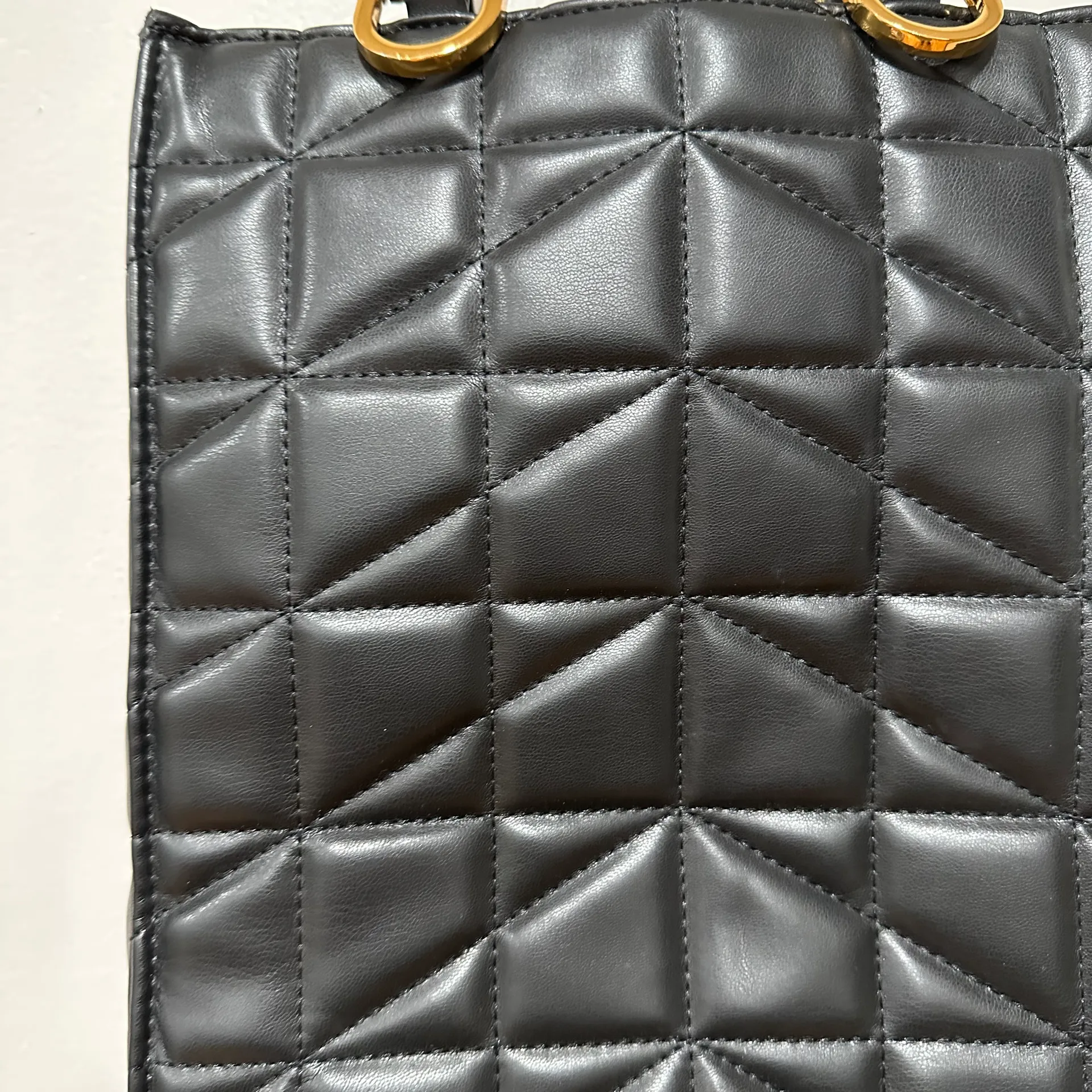 black quilted tote bag - Image 5