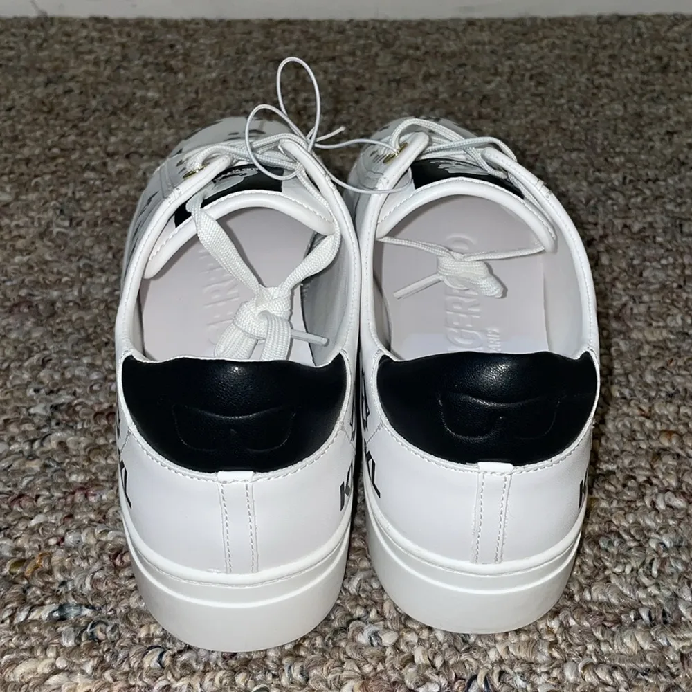 Womens New Karl Lagerfeld Cat Choupette Print Sneakers Shoes Black & White - Image 9