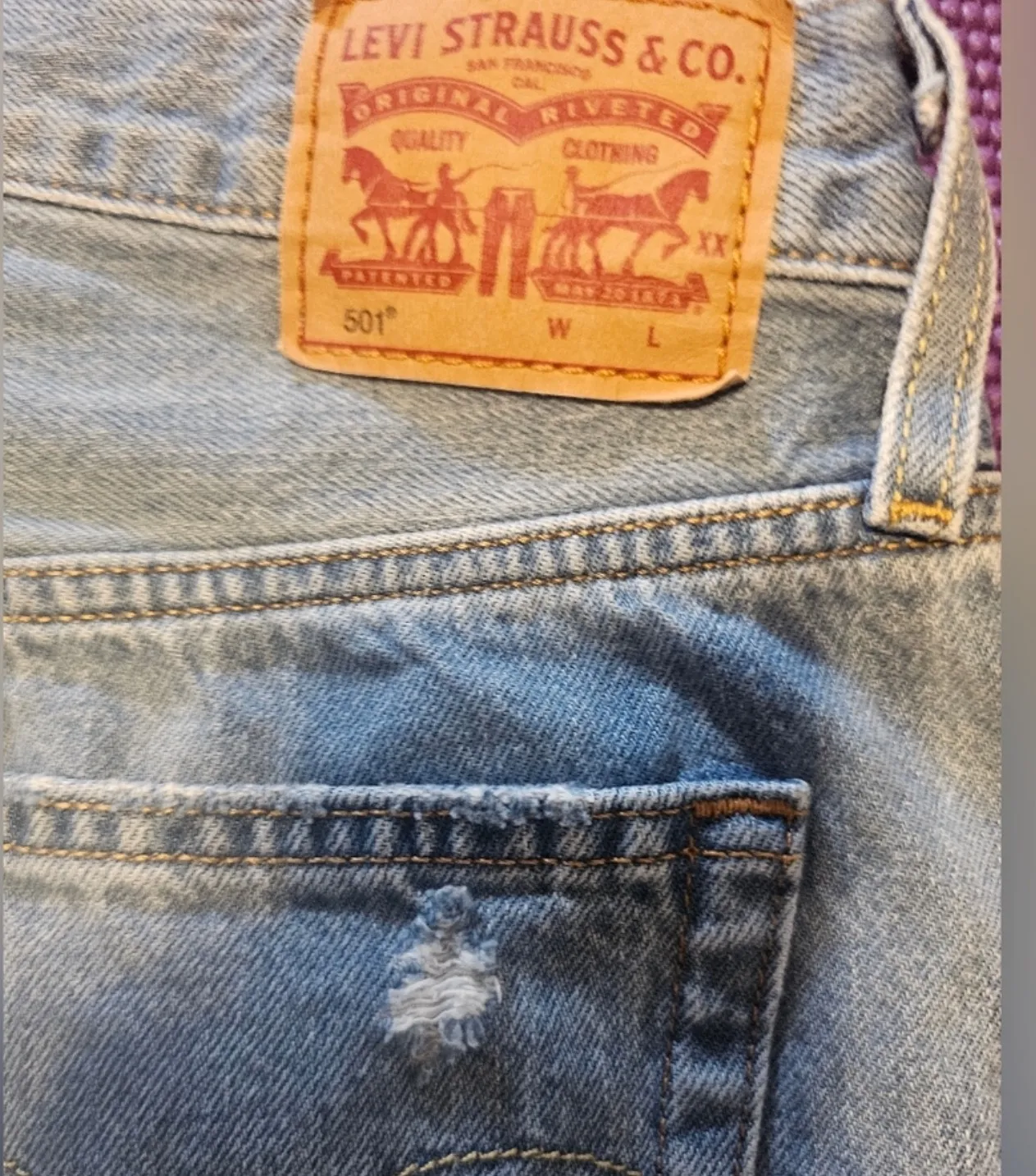 Levi’s 501 Shorts - Image 2