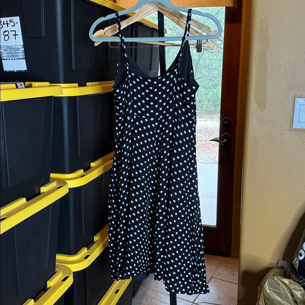 Forever 21 Black and White Polka Dot Knee Length Midi Dress Size Medium - Image 9