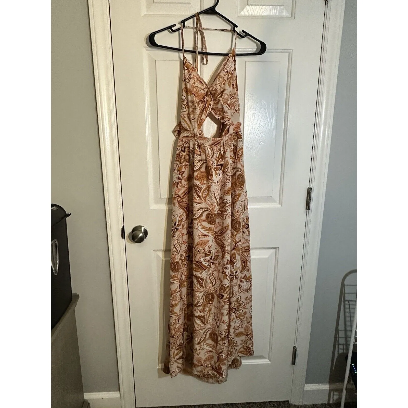 Women's Twist Front Backless Tie Back V Neck Floral Cami Maxi Dress Size M Size M - Image 3