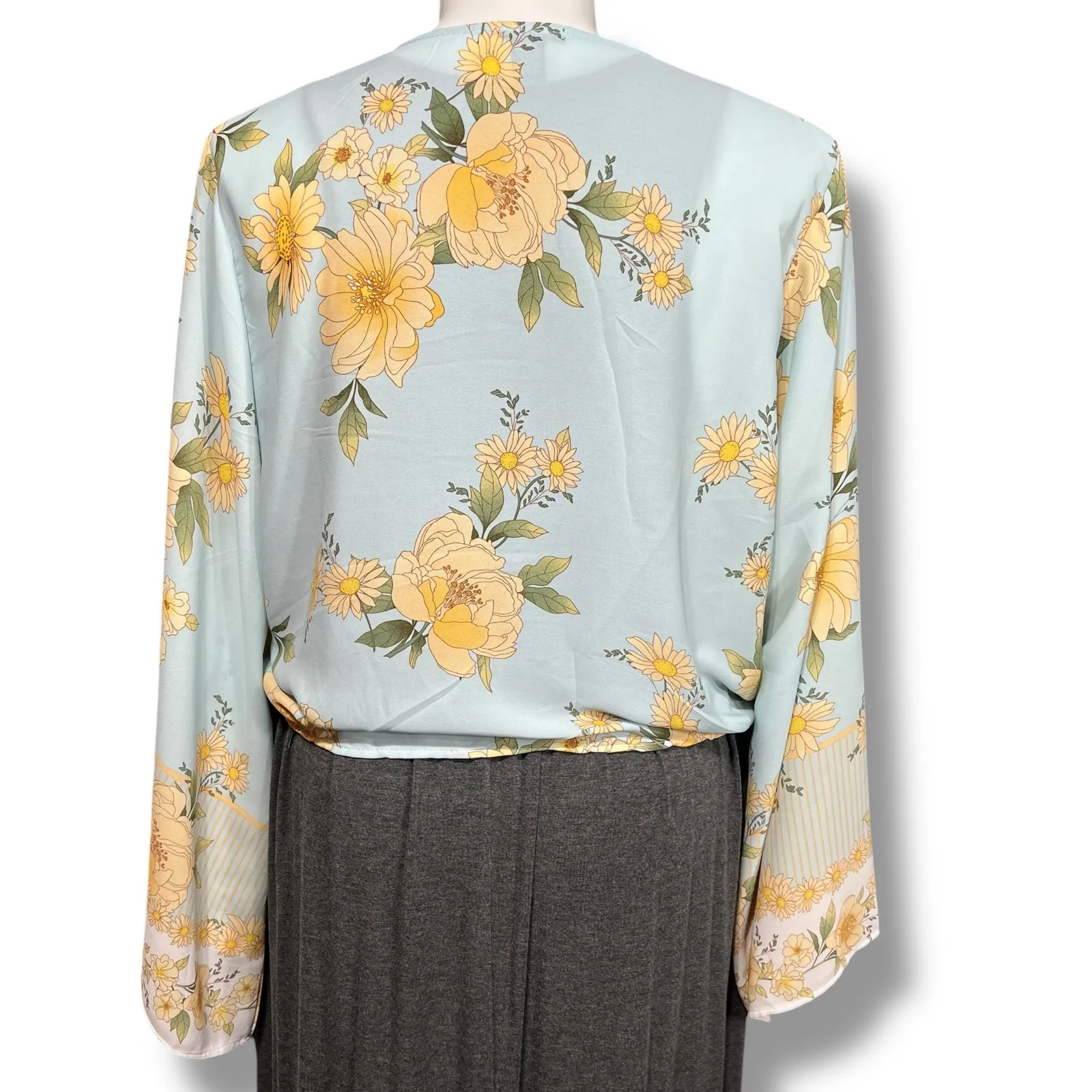 Rue+ Womens Bolero Shrug Crop Tie Front Kimono Sleeve Floral Yellow Blue 3X - Image 4