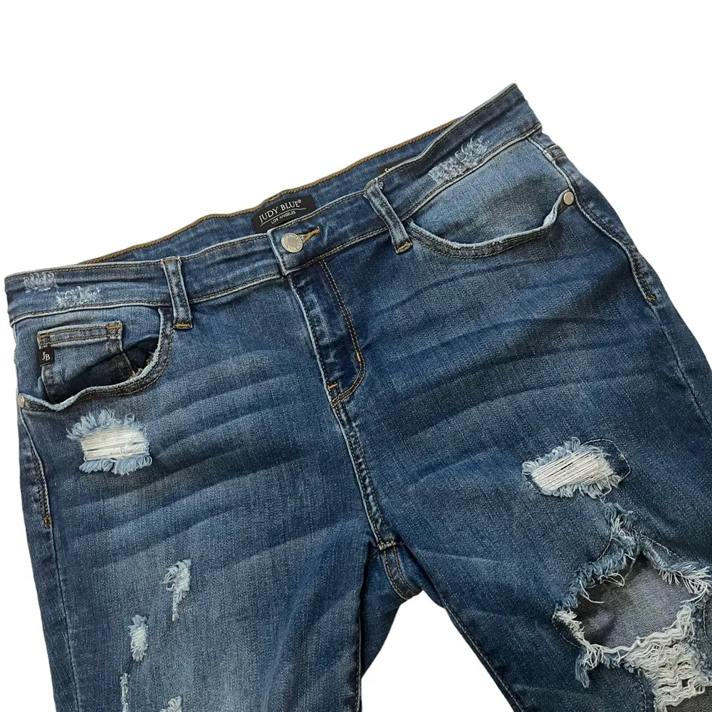 Judy Blue Skinny Fit Distressed Jeans, Sz 15/32 - Image 9