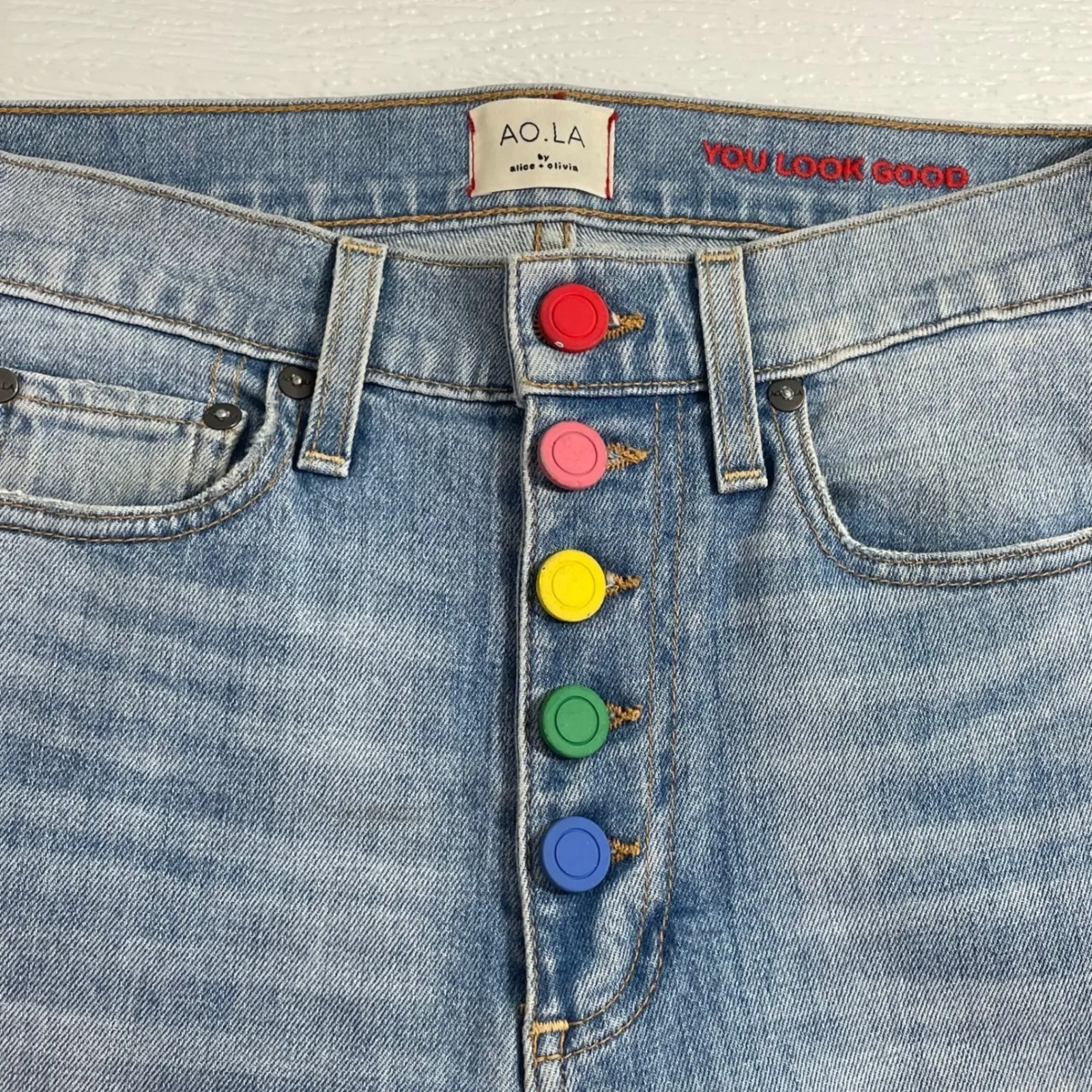 AO.LA by Alice Olivia Women's Jeans Size 24 Rainbow Button Mid Rise Skinny Fit‎ - Image 4