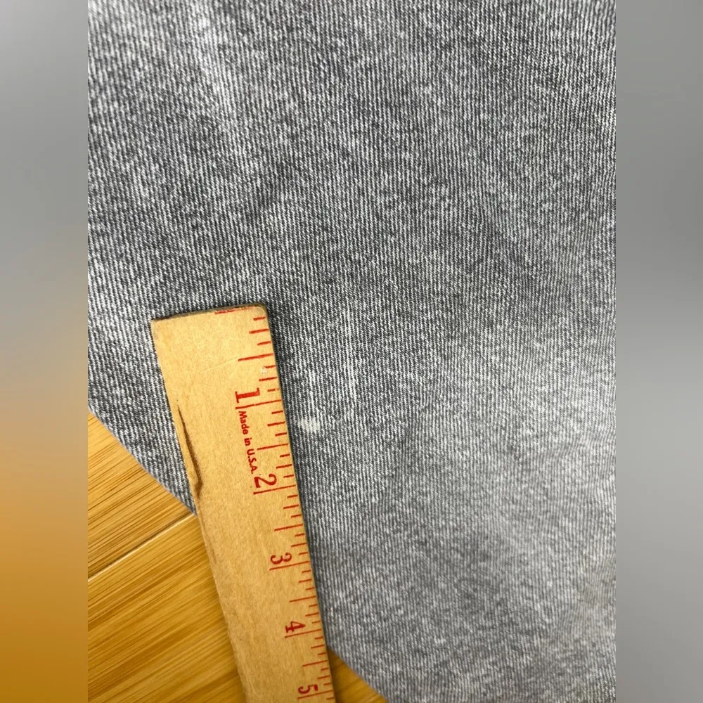 H&M women’s Classic Denim Gray 5-pocket Mid Rise Mom Jeans|Sz:US:6 EU:38 - Image 5